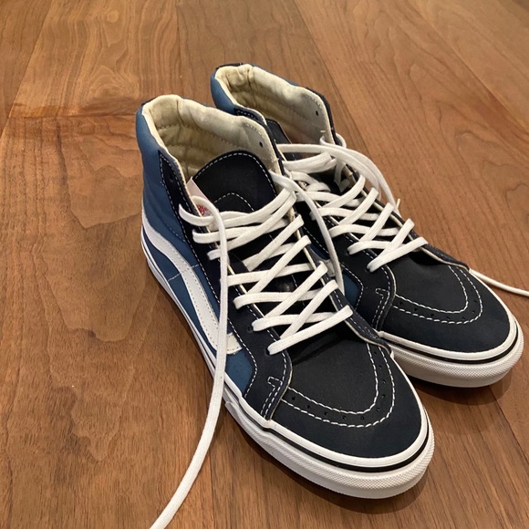 Vans Sk8-Hi in Navy/White - Picture 2 of 5